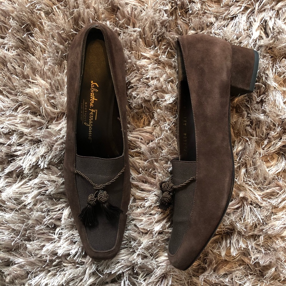 Salvatore Ferragamo Poker Suede Tassel Pumps